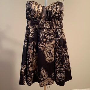 Beautiful Guess Brown/Cream Sweetheart Dress